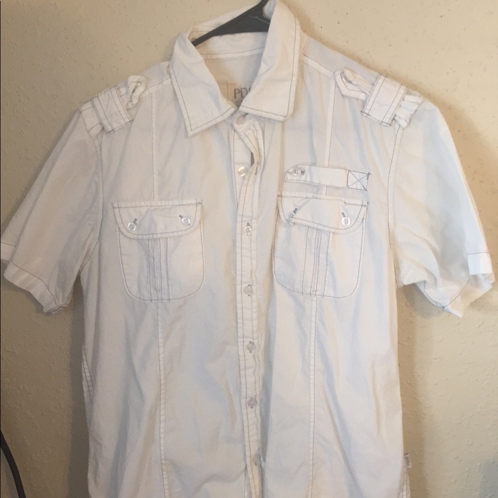 Collar T-shirt only wore once!